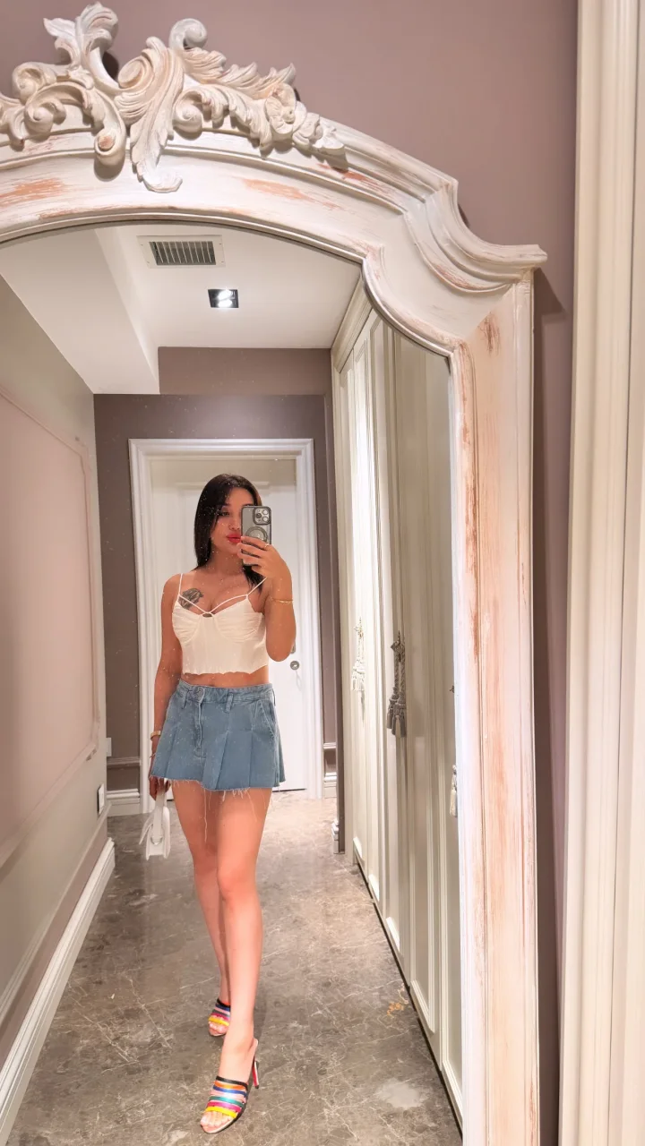 Delpha photo 5 in Sharjah: 26 years old, arab, regular, brown hair, 170 cm, 50 kg, B bust