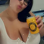 Marian photo 4 in Ajman: 34 years old, european, curvy, brown hair, 175 cm, 190 kg, C bust