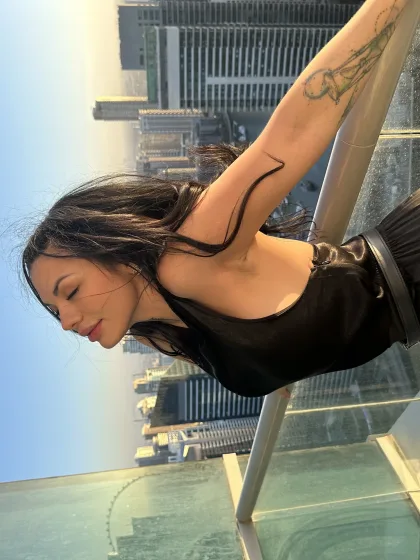 Adella photo 2 in Dubai: 28 years old, regular, black hair, 166 cm, 62 kg, D bust